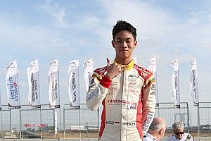 F4/SEA Buriram: Presley dominasi Race 3, Keanon P7