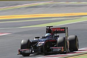 Nick De Vries punito per l'incidente con Antonio Fuoco in Gara 2