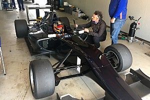 Exkluzív: Kubica hat év után visszatért egy GP3-as autóval