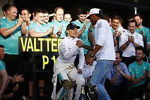 Mercedes yakin tak akan ada konflik internal Bottas-Hamilton