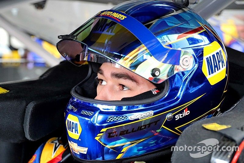 Chase Elliott arrancó al frente en Phoenix