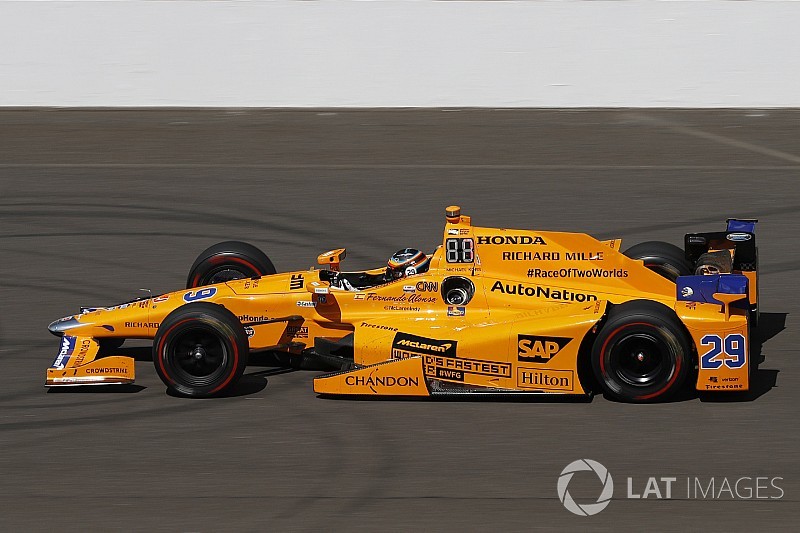 McLaren vai a Detroit de olho em potenciais parceiros