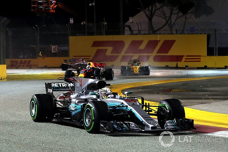 Mondiale Costruttori F.1 2017: la Mercedes vola a +102 sulla Ferrari