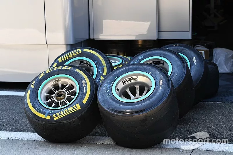 Pirelli banden