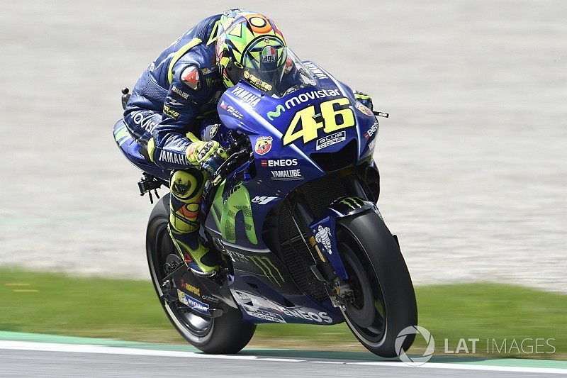 罗西:2017赛季MotoGP冠军争夺会很"特别”