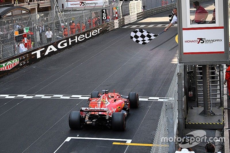 Race winner Sebastian Vettel, Ferrari SF70-H