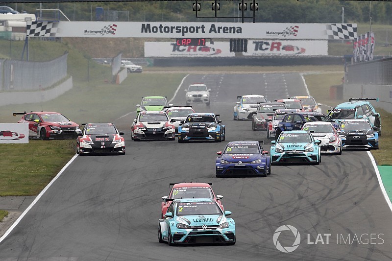Стали известны имена еще четырех гонщиков для WTCR