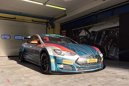Di Grassi, Electric GT Tesla otomobilini test etti
