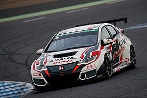 A Sugo è doppietta per le Honda Civic TCR