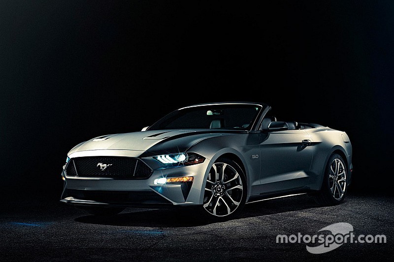 La nouvelle Ford Mustang Cabriolet dévoilée