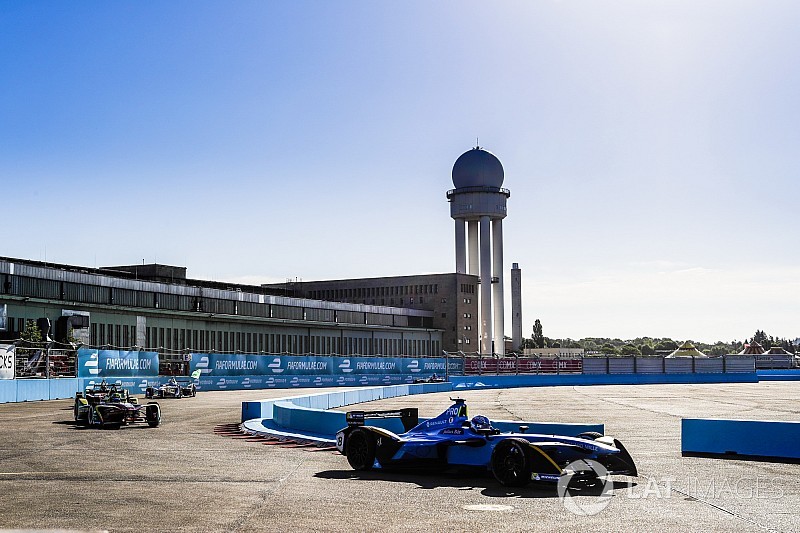 La grille de départ de la première course à Berlin