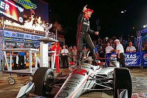 Will Power centra il successo in Texas in una gara condizionata dagli incidenti