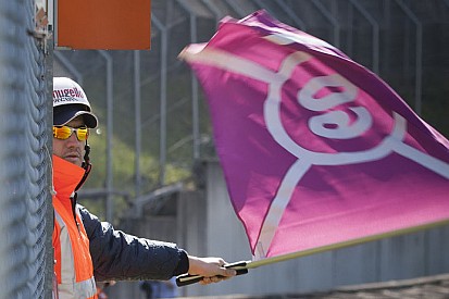 Flaggenregeln Nürburgring 2019: DMSB erfüllt VLN-Forderungen zum Teil