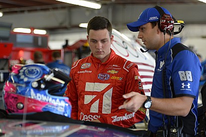 Alex Bowman: "I’m not here to try to be Dale Earnhardt Jr."