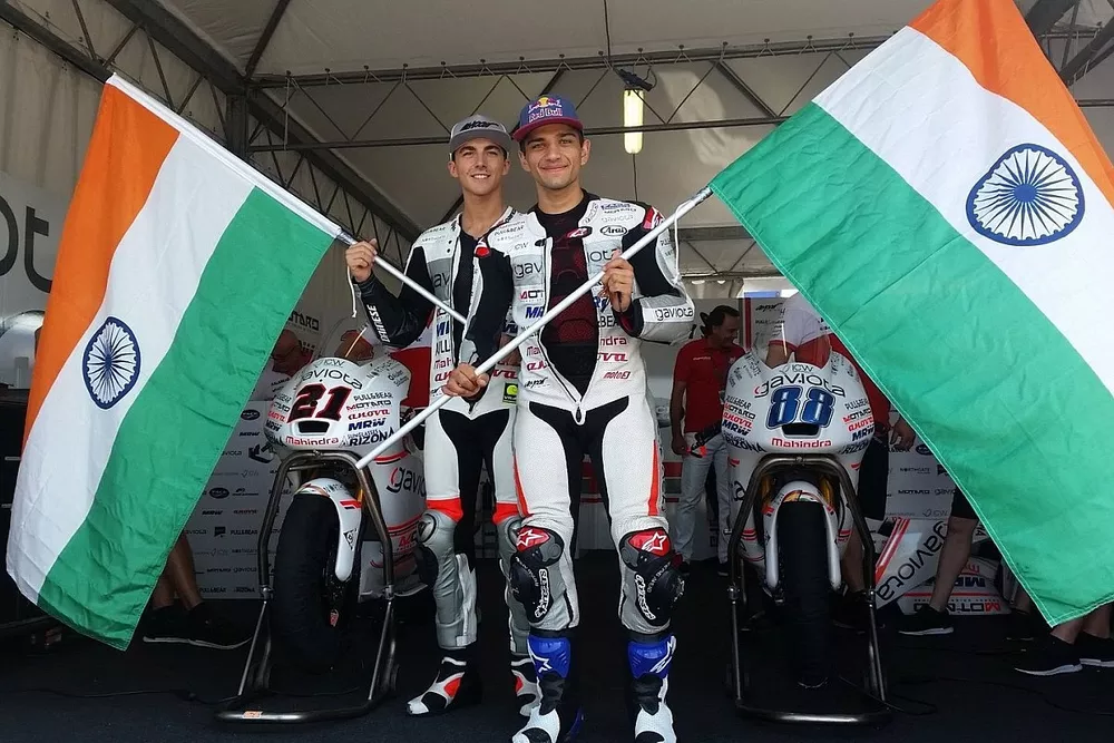 Jorge Martin, Aspar Team Mahindra Moto3, Francesco Bagnaia, Aspar Team Mahindra Moto3 celebrate Mahindra 100th Grand Prix