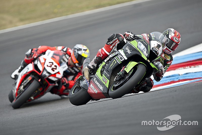 WorldSBK at Magny-Cours: The assault for the title continues