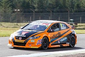 Rockingham BTCC: Shedden takes lights-to-flag Race 1 win