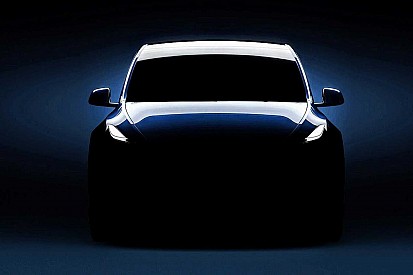 Tesla представила новий компактний кросовер Model Y