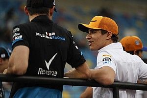 Norris egészen szenzációs előzése a McLarennel a Red Bull ellen Bahreinben
