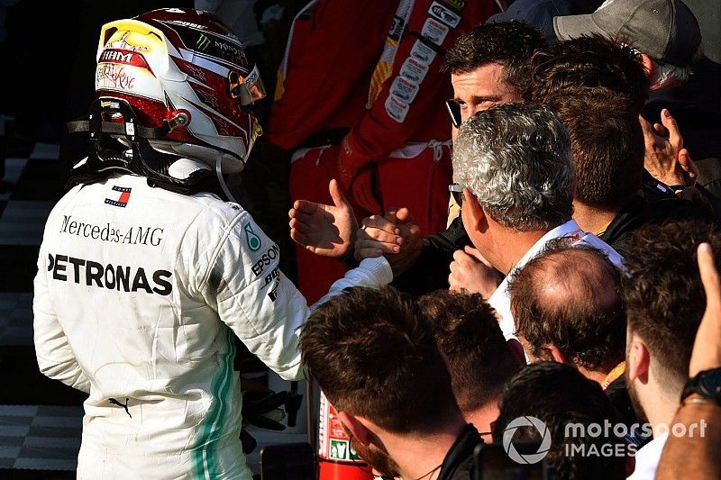 Hamilton biztos benne, hogy a Ferrari hamarosan visszatér