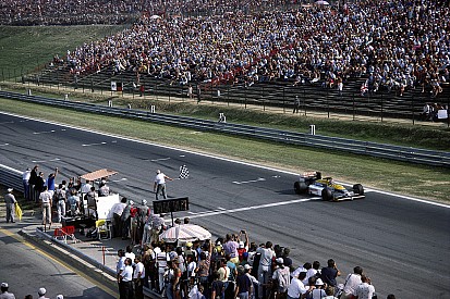 Egy 34 éves felvétel a Magyar Nagydíjról: Senna Vs. Piquet