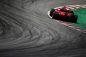 Vettel houdt hoop: "Misschien werkt gedurfde set-up in race"