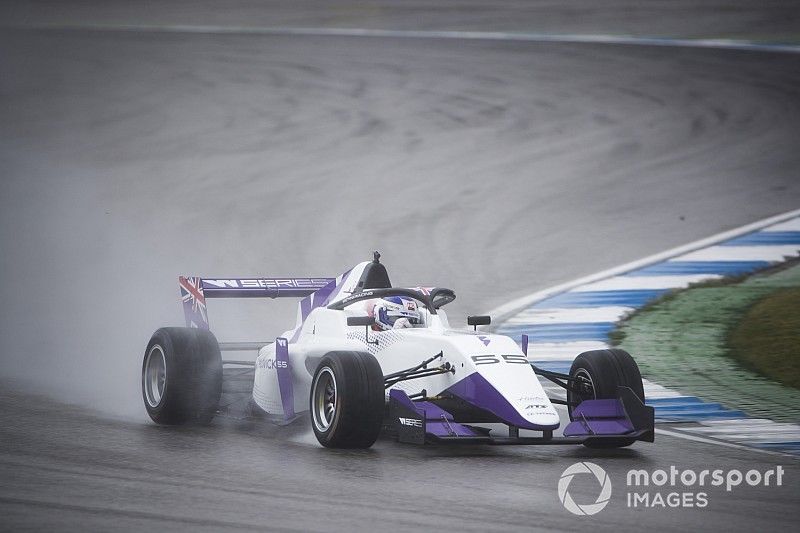Chadwick, la mejor del primer día de la W Series en Hockenheim