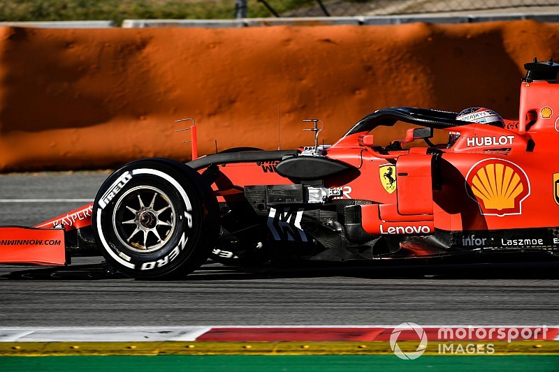 Test Barcellona, Giorno 1, ore 10: le due Ferrari davanti quando non conta