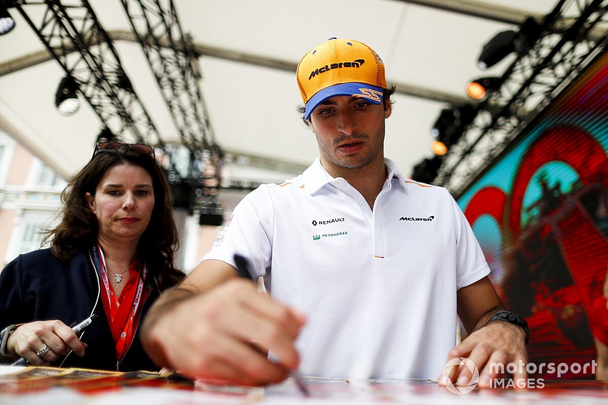 SZAVAZÁS: Jó döntés volt Sainz leigazolása Leclerc mellé a Ferrarihoz?