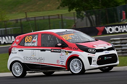 Szablewski z pole position