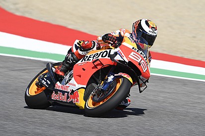 Puig: Honda takkan rombak motor demi Lorenzo