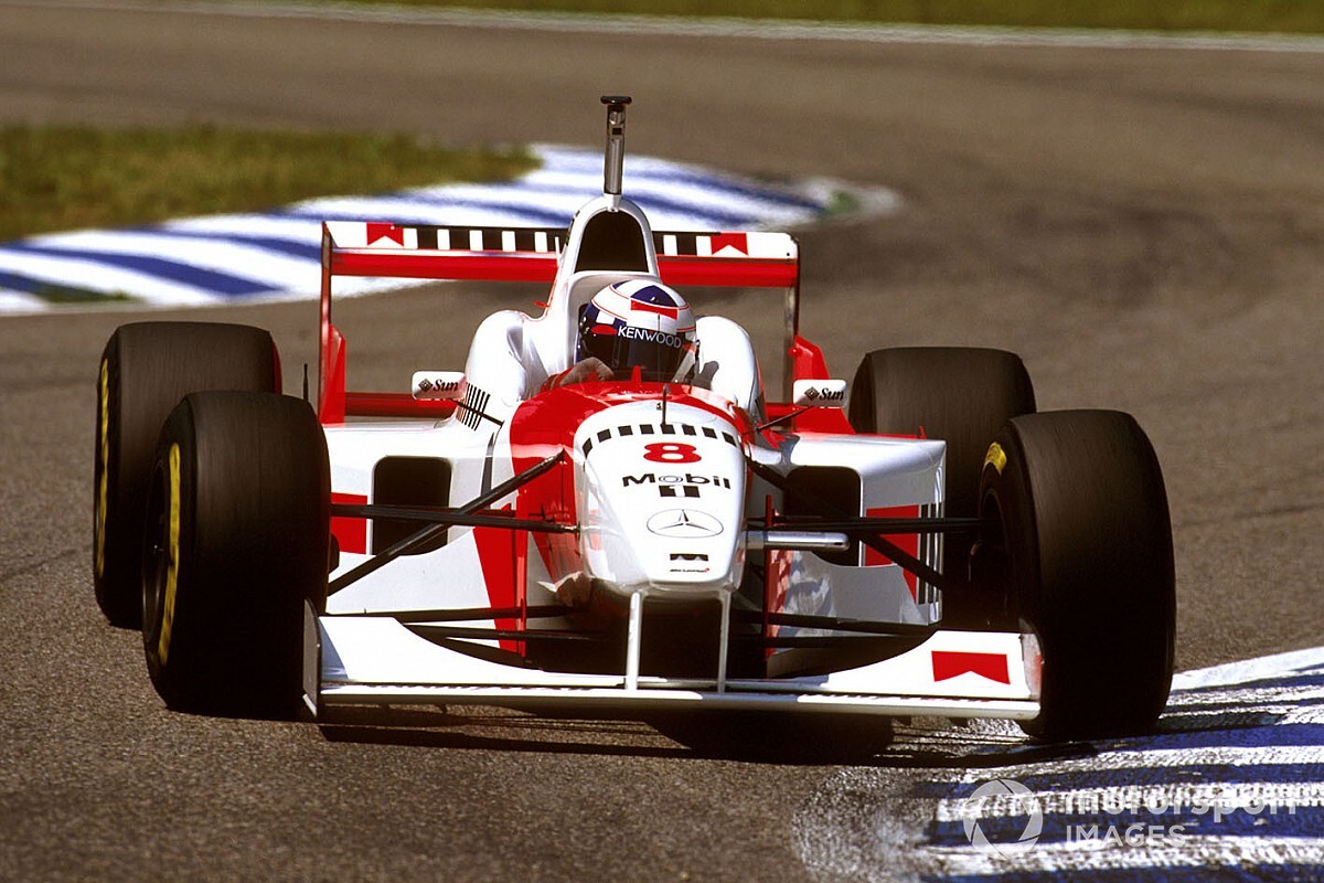 Coulthard, 1996'da Ferrari'yi geri çevirmiş
