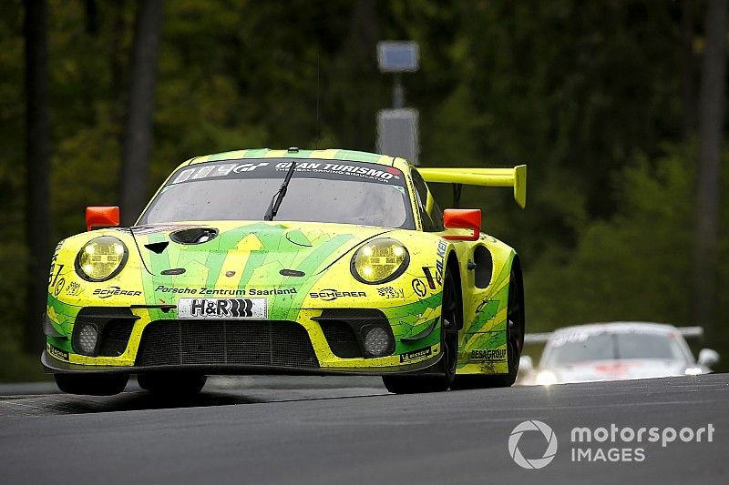 #911 Manthey-Racing Porsche 911 GT3 R: Earl Bamber, Michael Christensen, Kevin Estre, Laurens Vanthoor