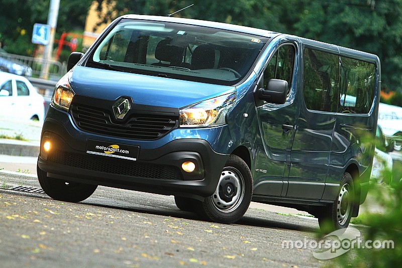 Renault Trafic: тест-драйв комерційного бестселеру України