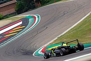 Topjet F2000 Italian Trophy: Andrea Cola conquista la prima pole stagionale ad Imola