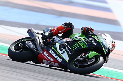 SBK, Misano: Rea trionfa in una folle Gara 1 bagnata