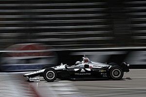 Pagenaud se lleva la pole en el infierno de Iowa