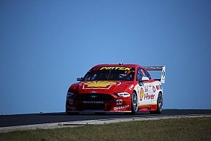 Perth Supercars: McLaughlin fastest, kerb strike costs Whincup