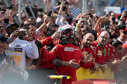 Leclerc, el único piloto feliz en el podio del GP de Canadá