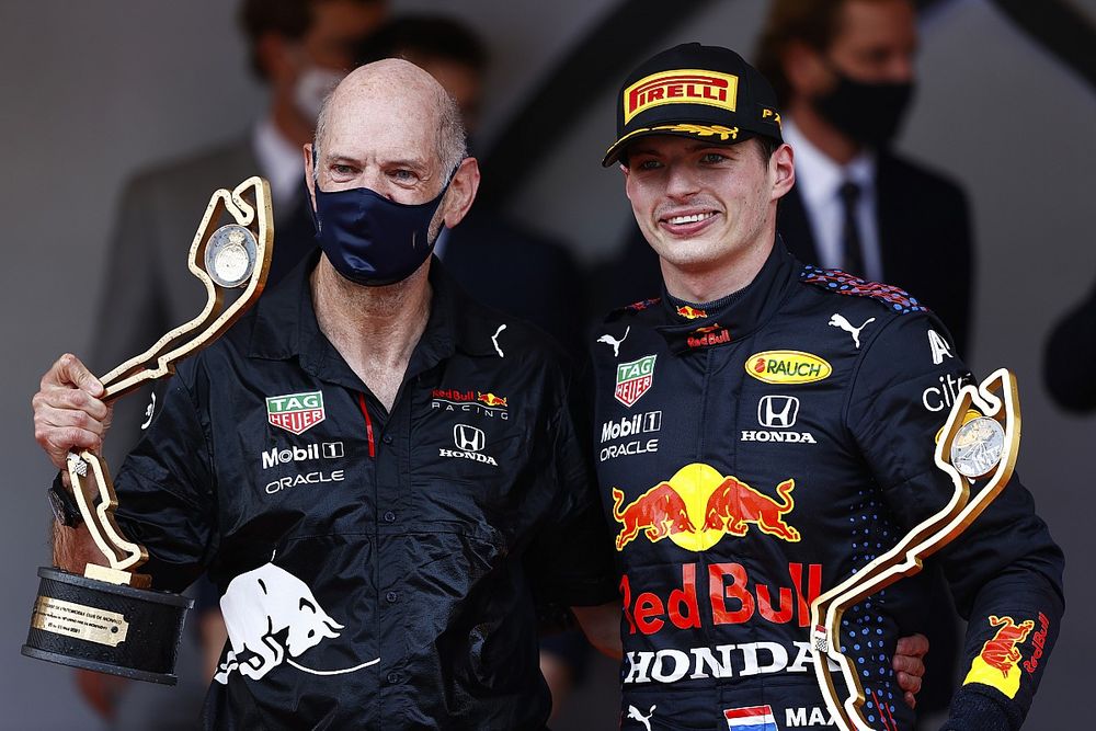 Alonso en Vettel weten: "WK-leiding verandert niets voor Verstappen"
