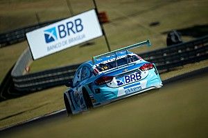 Stock Car: Foresti surpreende, supera Barrichello e vence no Velocitta