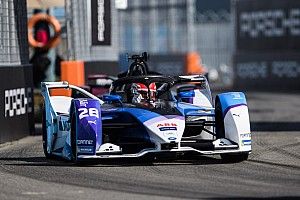 New York E-Prix: Opportunistic Guenther slips past Vergne for victory