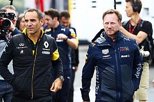 «Red Bull обязана нам успехом». В Renault ответили на критику от бывших клиентов