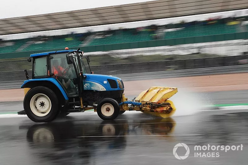Secado de pista en Silverstone