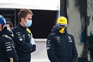 Az egykori Renault-pilóta szerint Ricciardo miatt Ocon átlagosnak tűnik