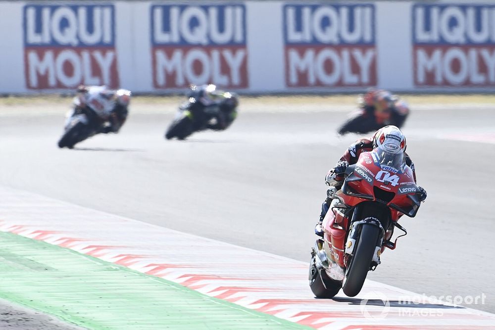 Dovizioso: "Hay una razón para que nadie sea regular este año"