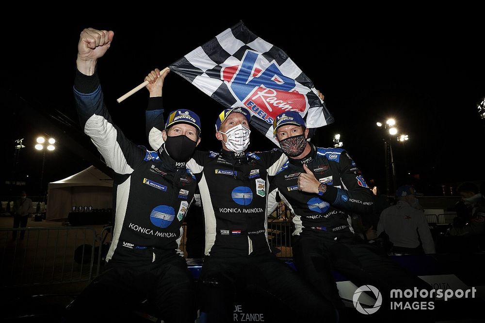 Petit Le Mans: WTR wins after leaders clash in final stint