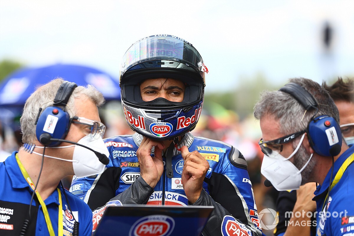 Barcelona WSBK: Toprak büyük bir kaza yaptı, yarışa katılamayacak!