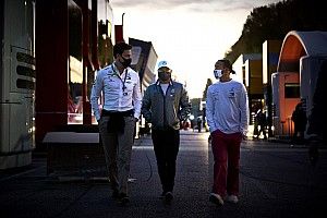 Bottas in "no rush” to discuss new Mercedes F1 contract