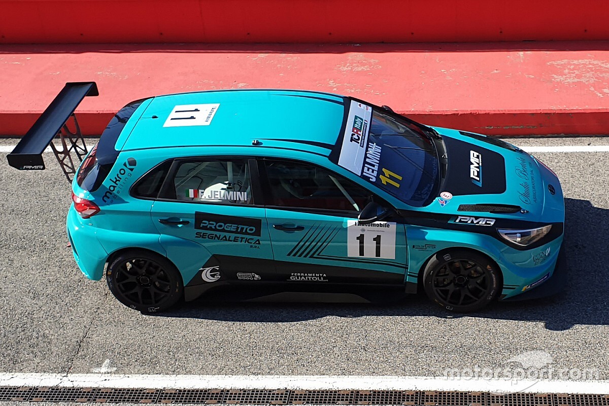 TCR Italy: Jelmini vola in Pole per Gara 1 di Imola